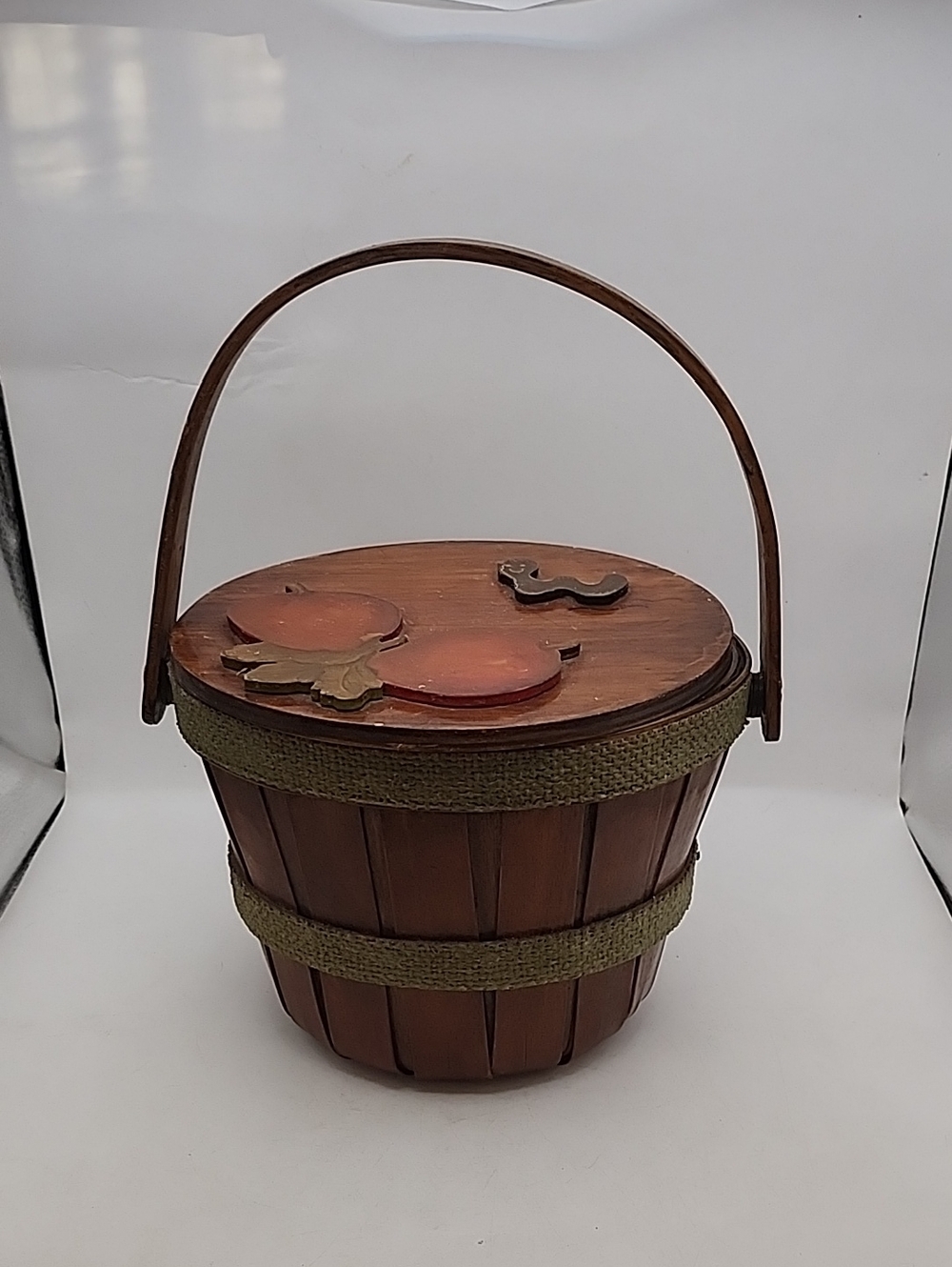 Vintage Small Wooden Basket/Purse w/ Hinged Lid & Fabric Lining